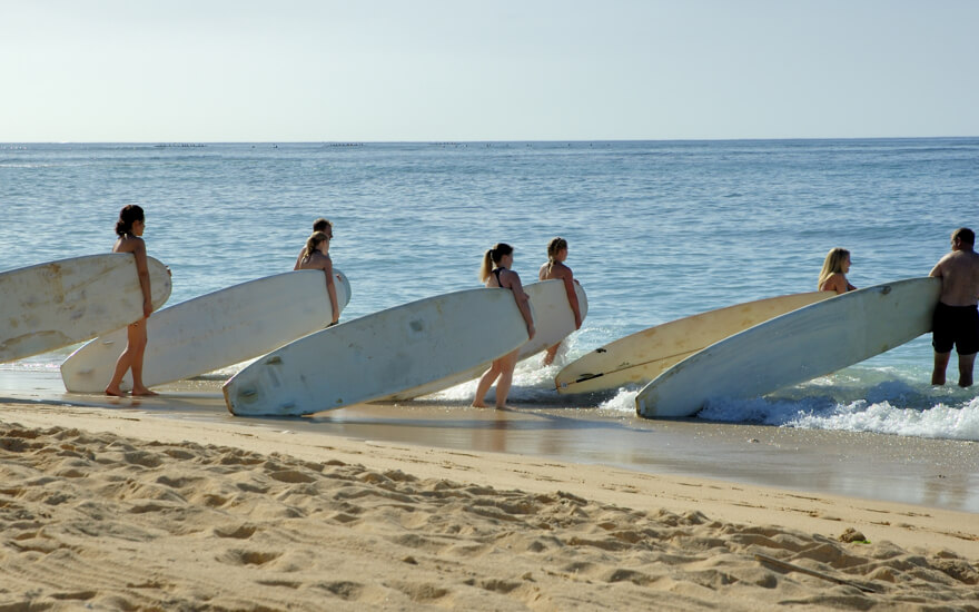 maui surf lessons