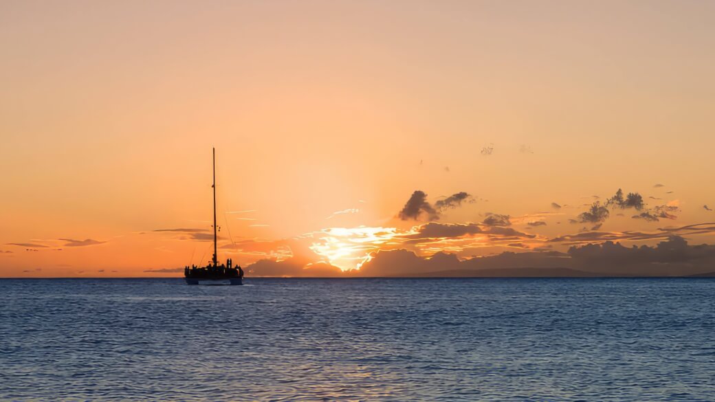 Sunset catamaran cruise from Ko Alina, Oahu, Hawaii